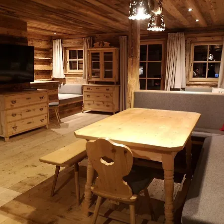 Sinnlehen Alm Domek alpejski Saalbach-Hinterglemm